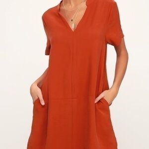 🆕 Lulu’s V-neck Rust Dress with Pockets